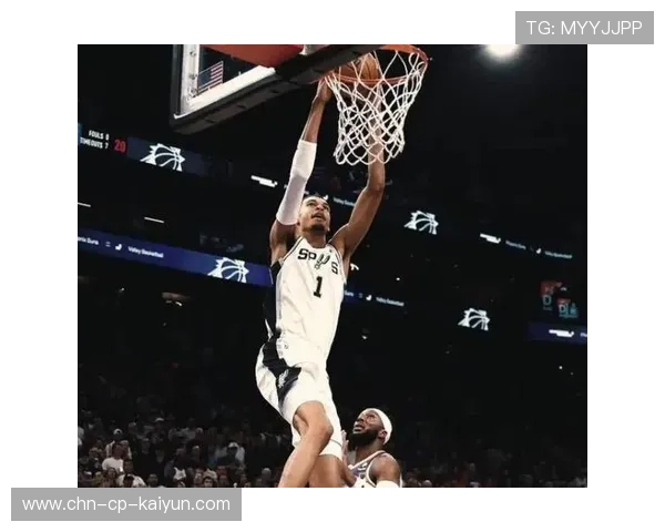 文班亚马表现出色，马刺逆转雷霆进入决赛